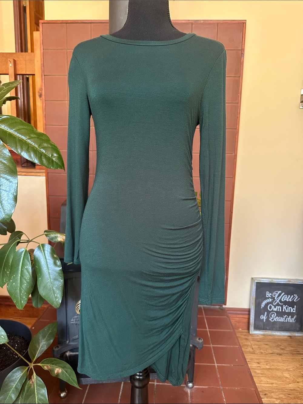 #242- Alya Forest Green Long Sleeve Side‎ Ruched Bodycon Dress